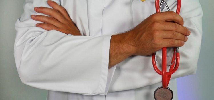 Difficile far rispettare l’obbligo vaccinale ai sanitari difcile far rispettare obbligo vaccinale ai sanitari