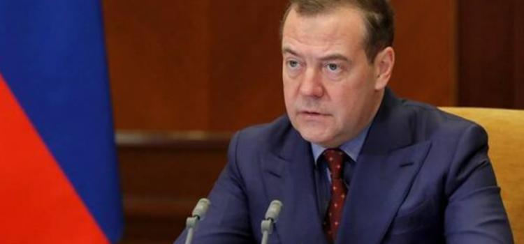 Medvedev: «Se la Nato invade la Crimea sarà la terza guerra mondiale» Medvedev terza guerra mondiale