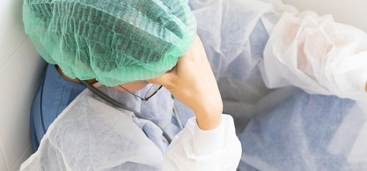 Focolai tra Infermieri, OSS e Professionisti Sanitari: Aziende costrette a soluzioni drastiche