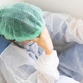 Focolai tra Infermieri, OSS e Professionisti Sanitari: Aziende costrette a soluzioni drastiche