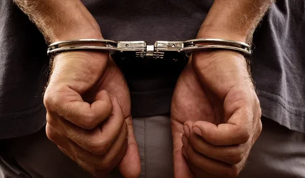 Arrestato Arrestato