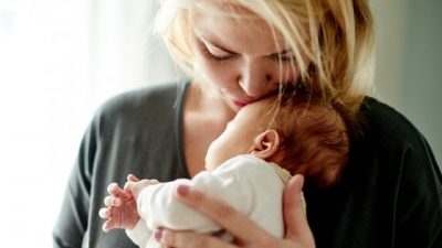 Sindrome dei bimbi scossi: il legame con la vaccinazione Sindrome dei bimbi scossi