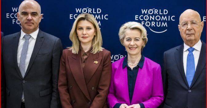 SONO RIUNITI AL WORLD ECONOMIC FORUM DI DAVOS E NOI SIAMO IL LORO PROBLEMA