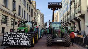 A Bruxelles esplode la rabbia degli agricoltori