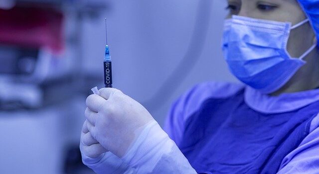 IL PIU’ GRANDE STUDIO SCIENTIFICO SULLA SICUREZZA DEI VACCINI ANTICOVID (censurato) IL PIU’ GRANDE STUDIO SCIENTIFICO SULLA SICUREZZA DEI VACCINI ANTICOVID (censurato)