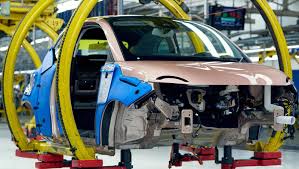 Stellantis: produzione Italia -25%